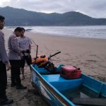 Perahu korban laka laut yang nenepi
