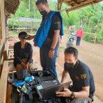 Kegiatan jemput bola Dispendukcapil Pacitan