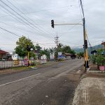 Tersambar petir Apill di persimpangan Gerdon mati total.