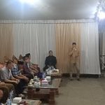 Mas Indra saat bersilaturahmi dengan warga Blumbang