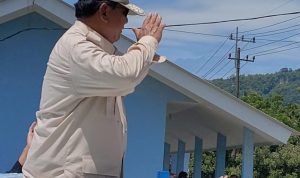 Capres Prabowo saat tiba di Pacitan