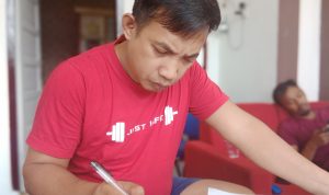 Sekretaris DPC Demokrat Pacitan, Arif Setia Budi. (F.Yuniar).