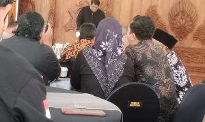Wabup Gagarin saat memberikan sambutan pada resepsi HPN ke-79 di Pendopo Pemkab Pacitan.