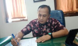 Kepala Bidang Peningkatan Pengelolaan Kapasitas Lingkungan Hidup, DLH setempat, Bina Manunggal Jati.
