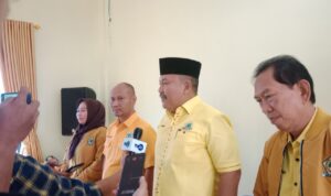 Ketua DPD Golkar Provinsi Jatim, Dr H. Ali Mufti.