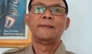 Kadis Perpustakaan Dan Kearsipan Daerah Pacitan, H. Amad Topan.