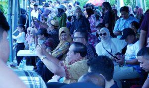 Presiden ke-6 RI, SBY saat menghadiri Festival Air Pacitan 2025 di Desa Sukoharjo, Pacitan.