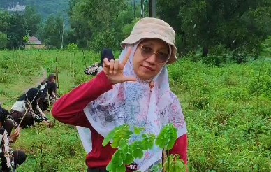 Kepala DLH Pacitan, Cicik Ruhdotul Jannah.